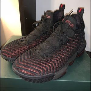 COPY - Nike Lebron 16